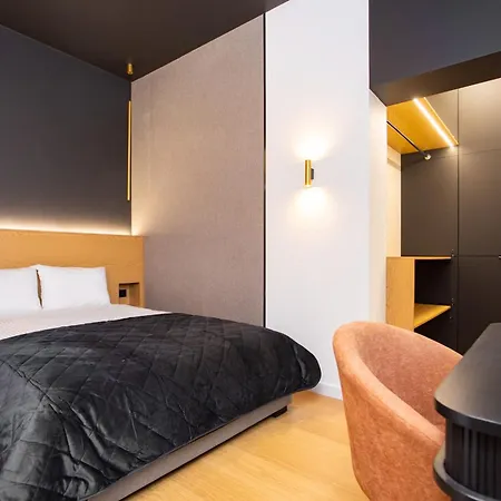 Zielona 5 - Centrum * Poznan